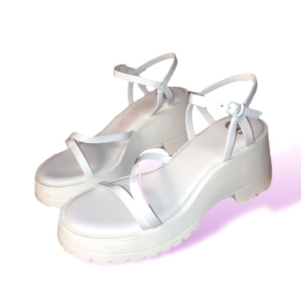 NWOT Gianni Bini White size 8 1/2 Wild-Child Leather Platform Sandals size 9.5 - Picture 1 of 13